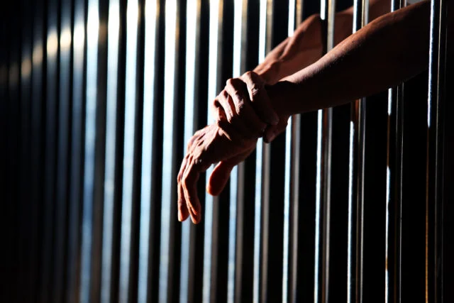 বিনা অপরাধেই ‘জেলবন্দি’ হতে পারেন আপনিও, নেপথ্যে কলকাতা পুরসভা 