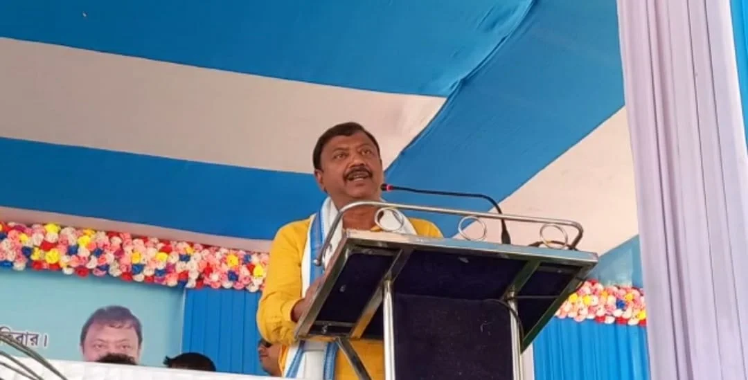 রাজ্যের সেচমন্ত্রীর হাত ধরে জয়নগরের ধোসা থেকে কুলতলির কেল্লা পর্যন্ত বেহাল রাস্তার উদ্বোধন