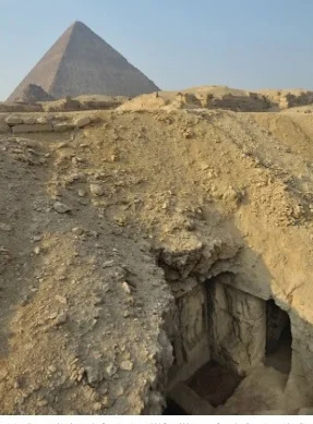 মিশরের পিরামিডের তলায় রয়েছে 'হিন্দু মন্দির'! ৪৩০০ বছরের গুহাচিত্র ঘিরে বিভ্রান্তিকর মন্তব্য ভাইরাল