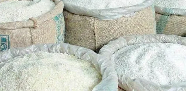 গুজরাটে সরকারের সিদ্ধান্তে, ৫ লক্ষ আদিবাসী জনজাতির রেশন কার্ড বাতিল হতে চলেছে