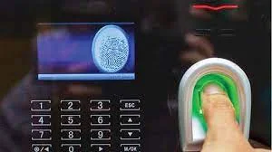 মমতার পথে হেঁটে এবার পোস্ট অফিসে-এ বায়ো মেট্রিক হাজিরা