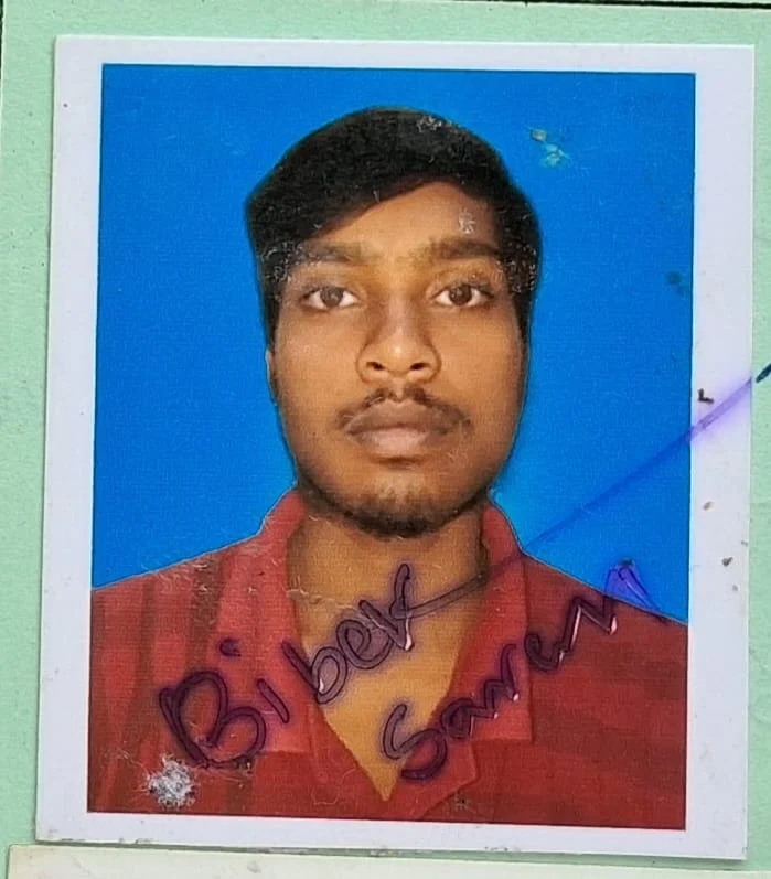 উচ্চমাধ্যমিকে সাঁওতালি ভাষায় প্রথম বাঁকুড়ার বিবেক সরেন