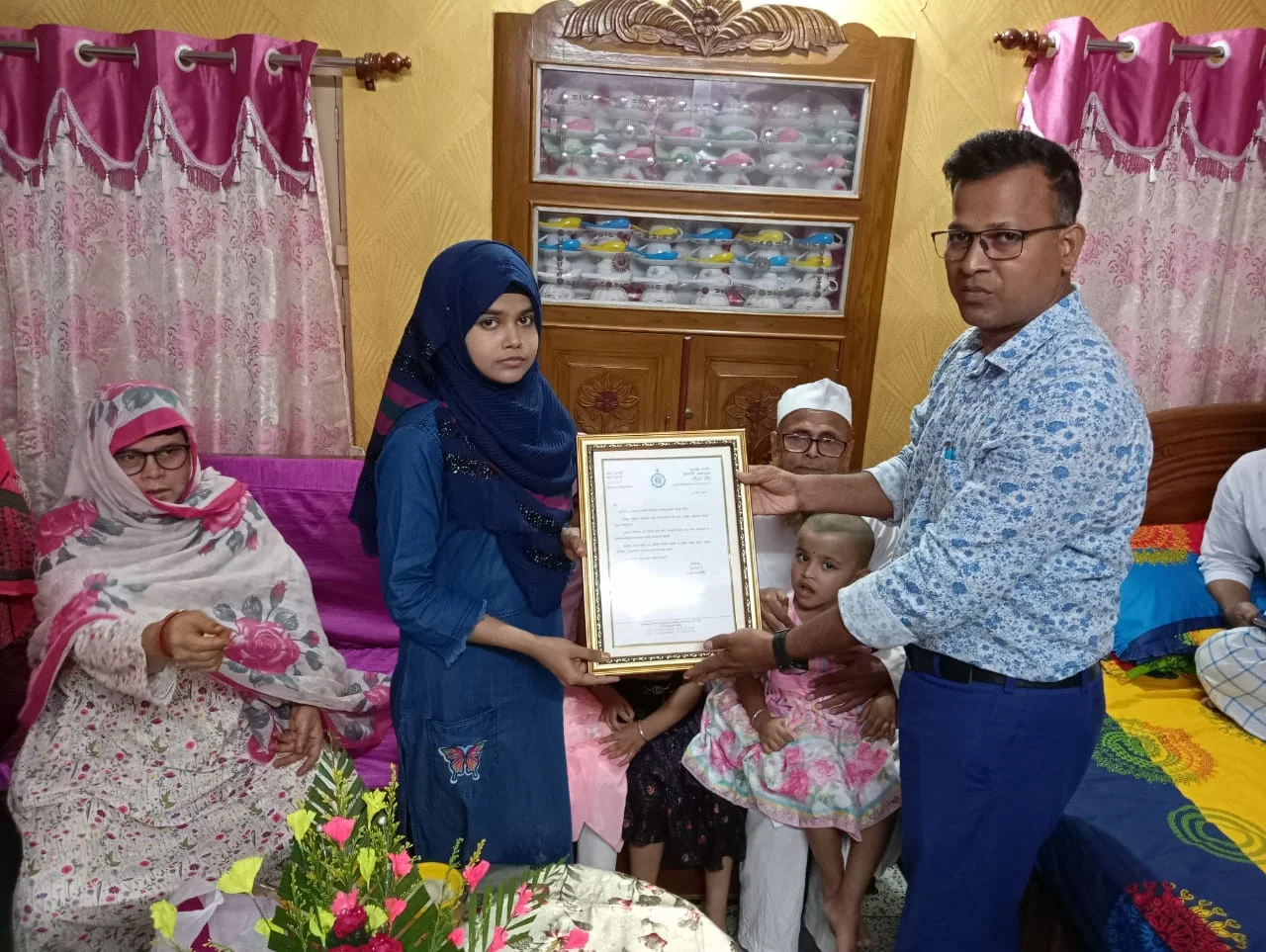 আলীম পরীক্ষায় অষ্টম স্থান অধিকার আমাতুল্লাহ তাসনিমের, ইচ্ছা অধ্যাপিকা হওয়ার