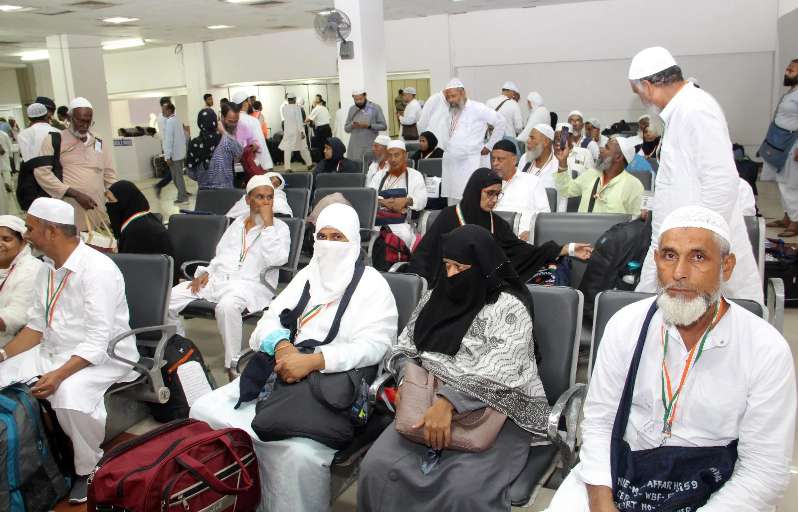 রাজ্য থেকে শুরু হল হজযাত্রা