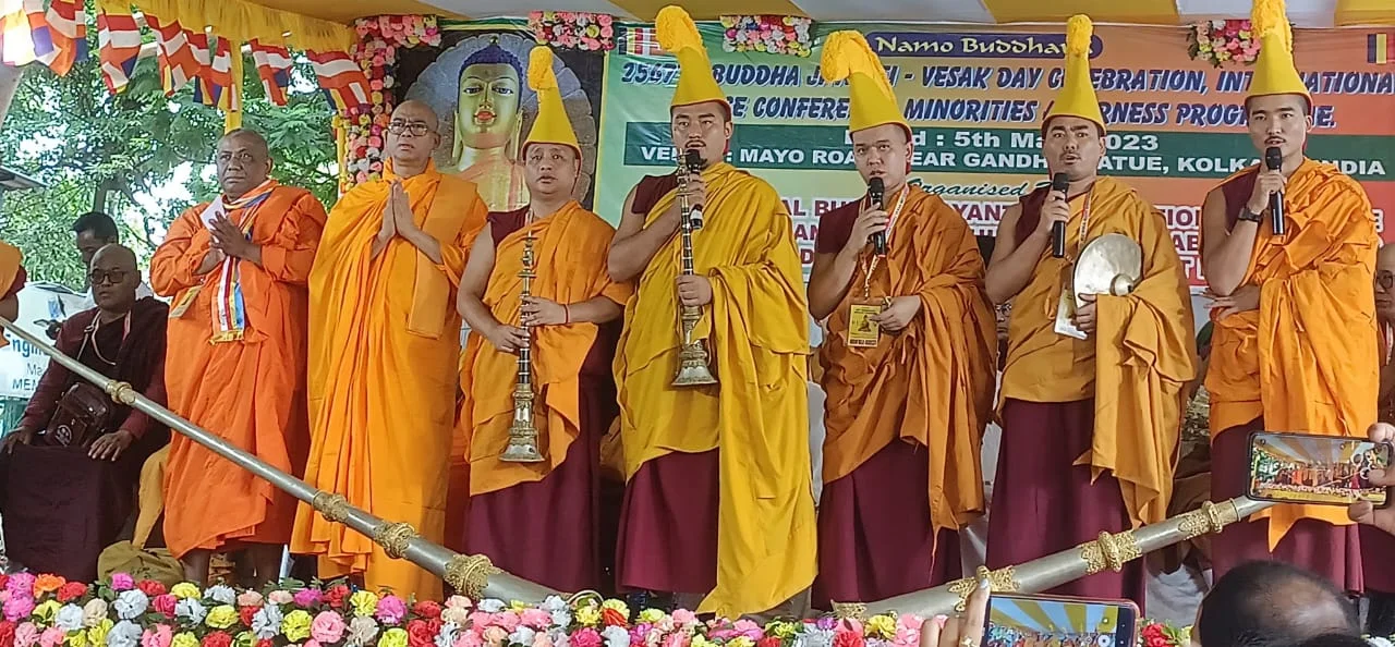 বুদ্ধ পূর্ণিমায় দেশ বিদেশের ভিক্ষু সমাবেশ কলকাতায়, উপস্থিত রাজ্যের সমবায় মন্ত্রী অরূপ রায়