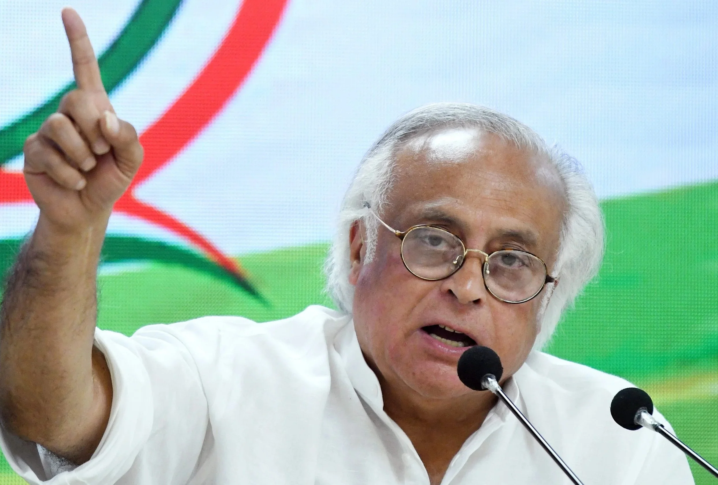 ফের ভারত-পাক সংঘাত বন্ধের দাবি ট্রাম্পের, 'মোট ৭০ বার কৃতিত্ব দাবি' খোঁচা কংগ্রেসের