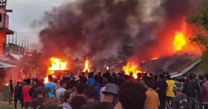 মণিপুরে নিহতদের পরিবার পিছু ১০ লক্ষ টাকা ক্ষতিপূরণ সহ চাকরির ঘোষণা কেন্দ্র ও রাজ্য সরকারের