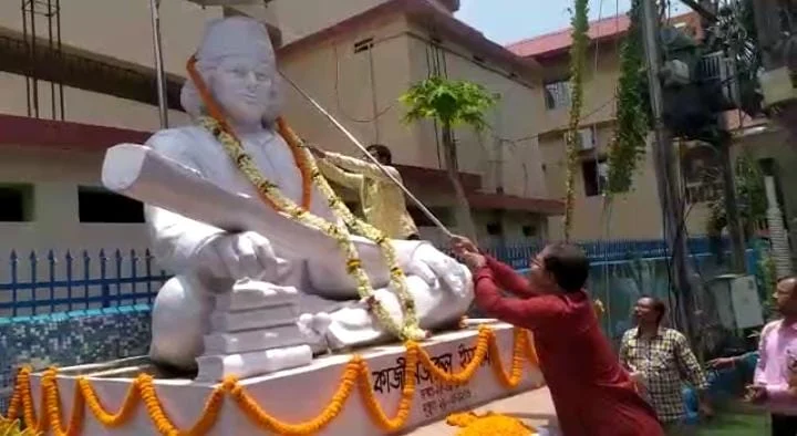বালুরঘাট পৌরসভার পক্ষ থেকে কাজী নজরুল ইসলামের জন্ম দিবস পালন