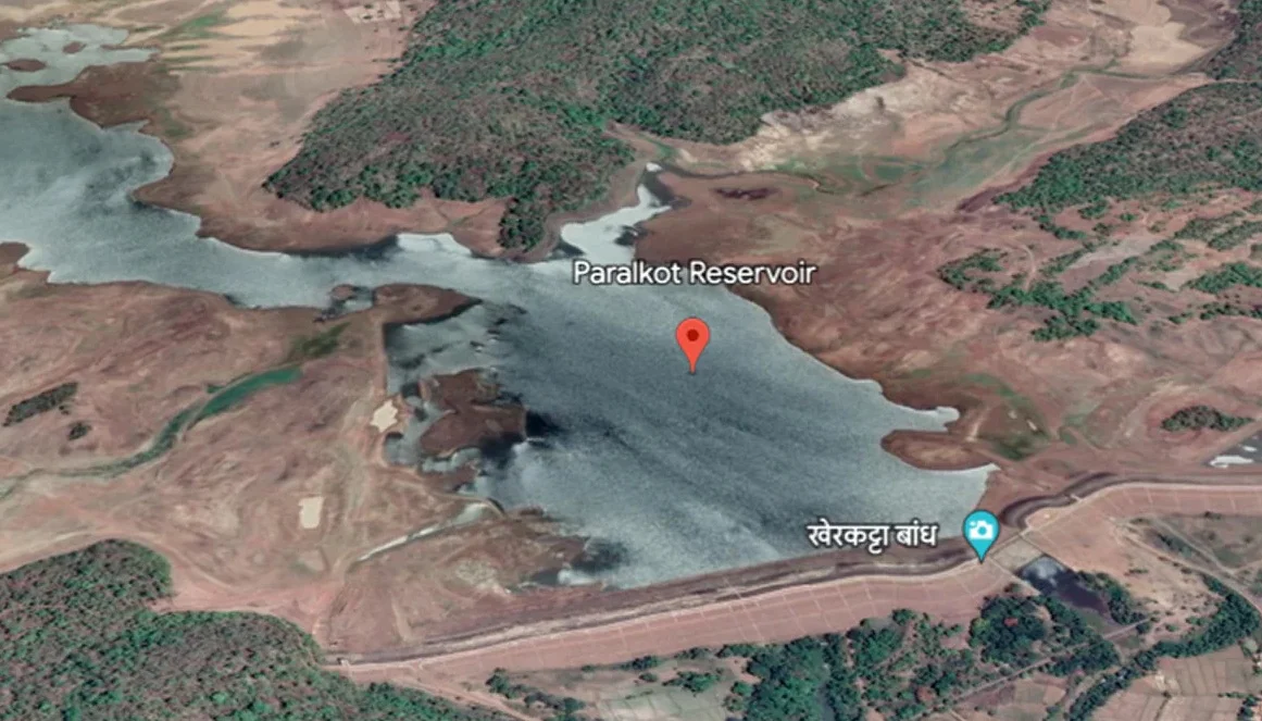 ১ লক্ষ টাকার মোবাইল ফোন উদ্ধারে বাঁধ থেকে তোলা হল ২১ লক্ষ লিটার জল! ৫৩ হাজার টাকা জরিমানা