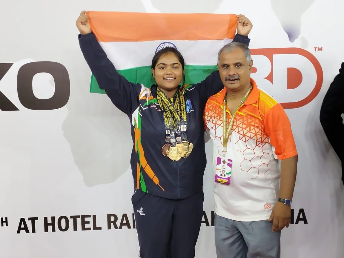 দেশের নাম উজ্জ্বল করলেন ৪টি সোনার পদক জয়ী হাওড়ার বালির মেয়ের স্নেহা   