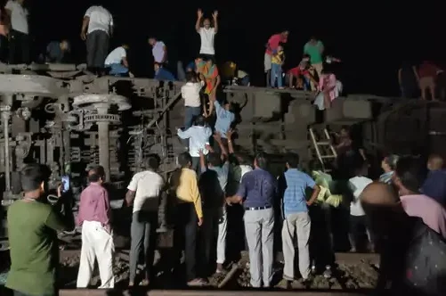 চারিদিকে শুধু শববাহী গাড়ি আর অ্যাম্বুলেন্সের আওয়াজ, আতঙ্ক কাটছে না প্রত্যক্ষদর্শীর