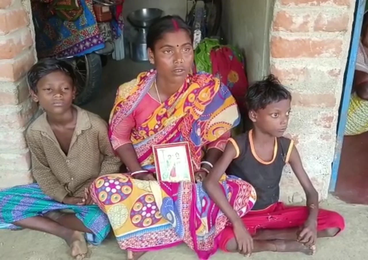 বালেশ্বরের ভয়াবহ রেল দুর্ঘটনায় চারদিন হয়ে গেলেও খোঁজ মেলেনি বীরভূমের যুবকের  