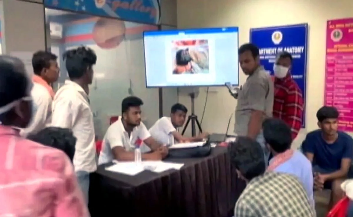 মৃত্যুপুরী ওড়িশায় স্বজনহারানোর হাহাকার, এখনও নিখোঁজ ১০১টি দেহ