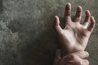 ধর্ষণের চেষ্টা প্রতিহত করতে ব্যক্তিকে খুন, উত্তরপ্রদেশে গ্রেফতার ১৮ বছরের তরুণী