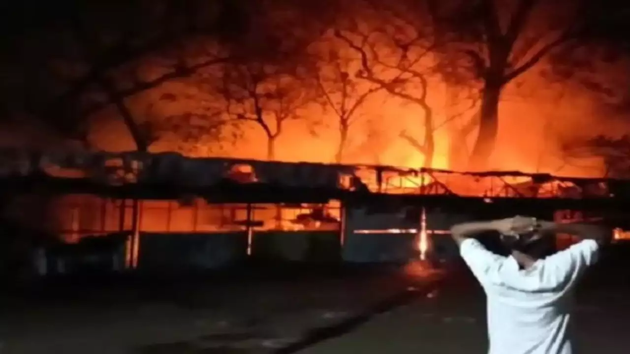 খড়গপুর আইআইটিতে আগুন, পুড়ে ছাই কমন রুম