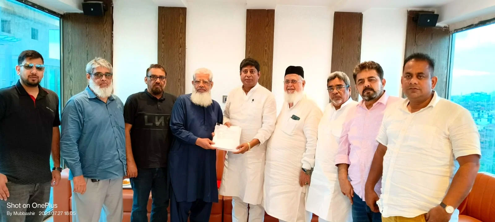 ঐতিহ্যবাহী ইসলামিয়া হাসপাতালকে জমি দান