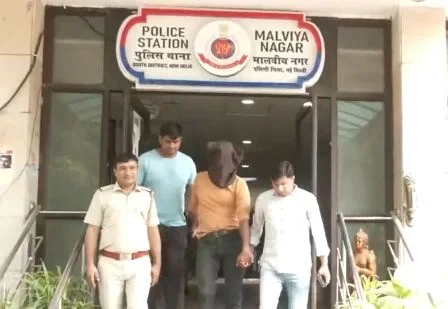 মাথায় রড দিয়ে মেরে খুন কলেজ ছাত্রী, গ্রেফতার প্রেমিক