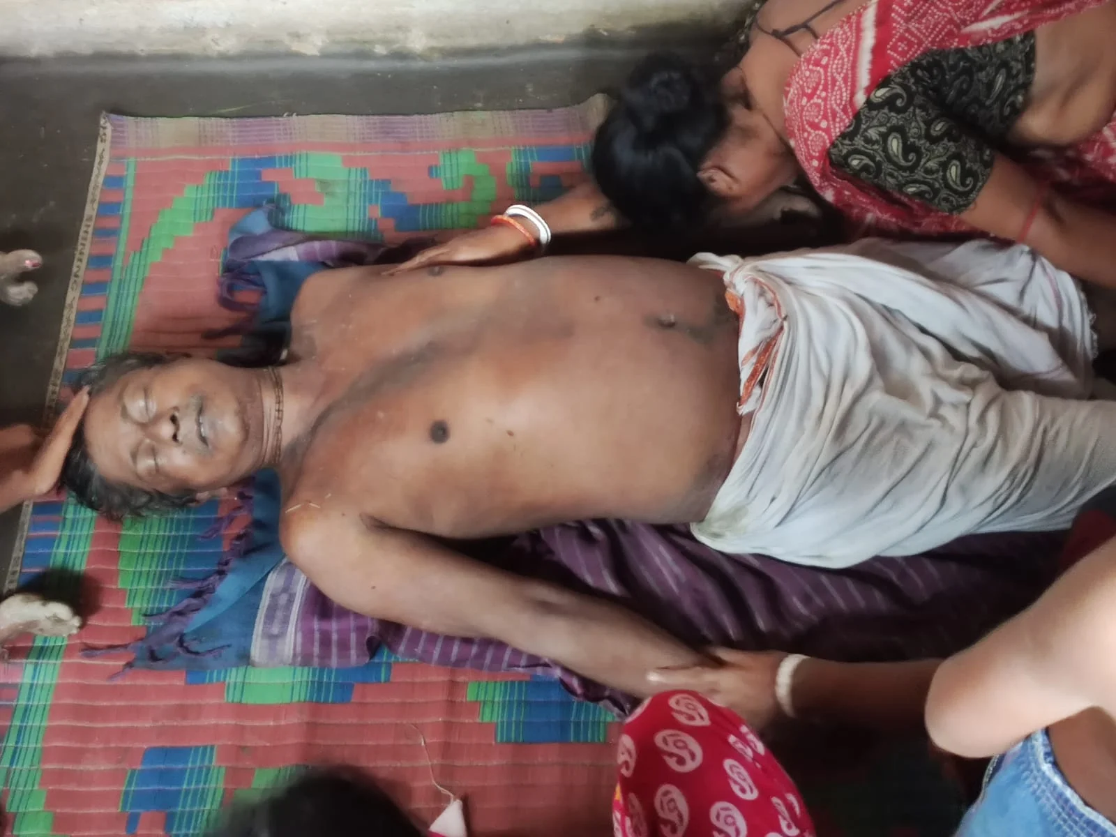 জমিতে চাষ করার সময় বাজ পড়ে মৃত্যু কৃষকের