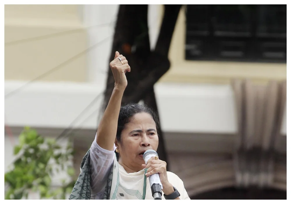 Breaking: ২১ শে জুলাই, মঞ্চে মমতা বন্দ্যোপাধ্যায়