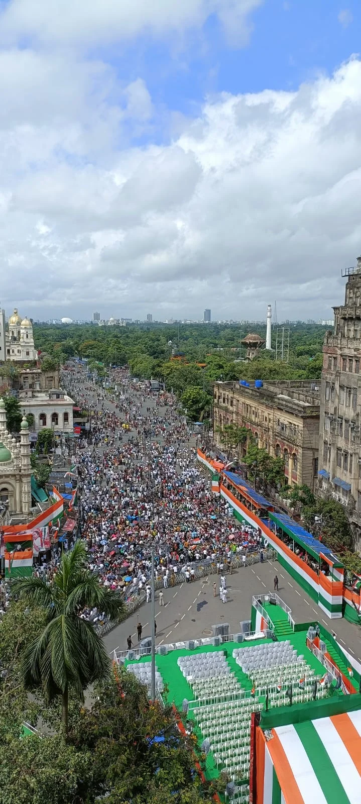 Breaking: ২১ শে জুলাই, মঞ্চে মমতা বন্দ্যোপাধ্যায়