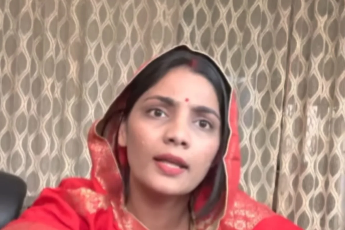 প্রস্রাব কাণ্ড: এফআইআর ‘ইউপি মে কা বা’ খ্যাত নেহার বিরুদ্ধে