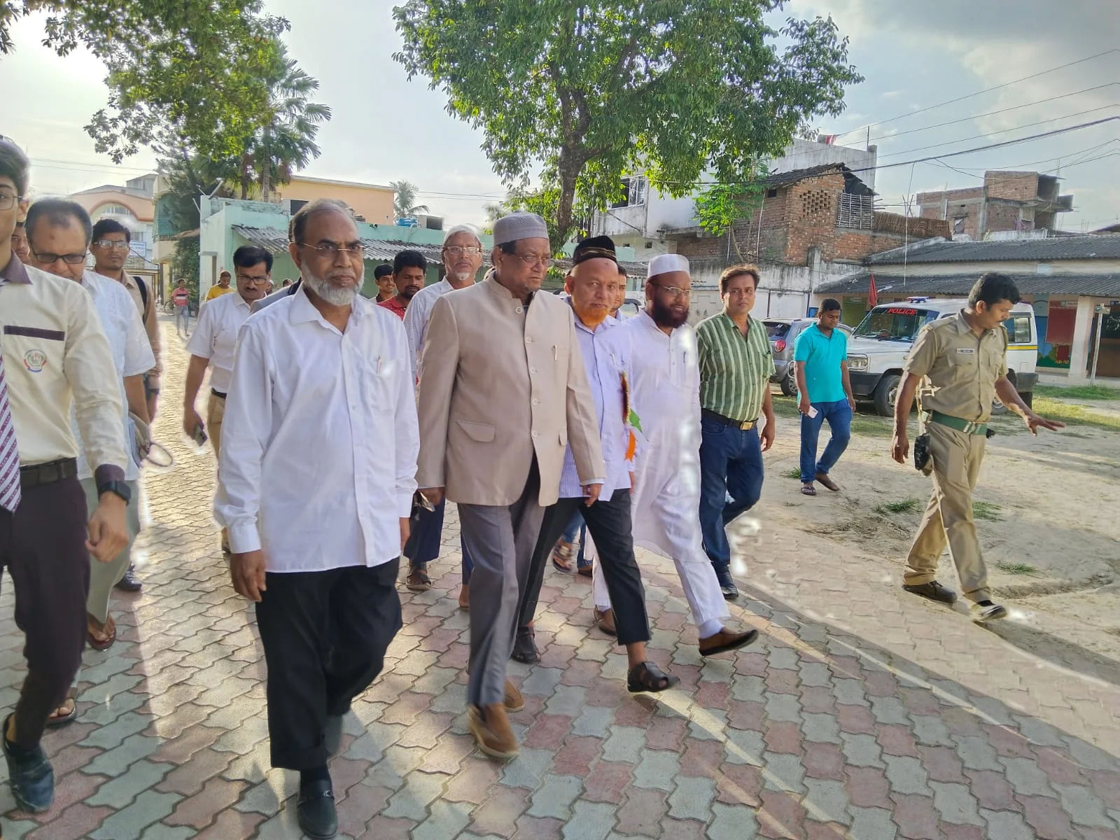 মণিপুরের ঘটনার তীব্র সমালোচনা করে সমাজকে শিক্ষার মাধ্যমে এগিয়ে যাওয়ার বার্তা দিলেন আহমেদ হাসান ইমরান