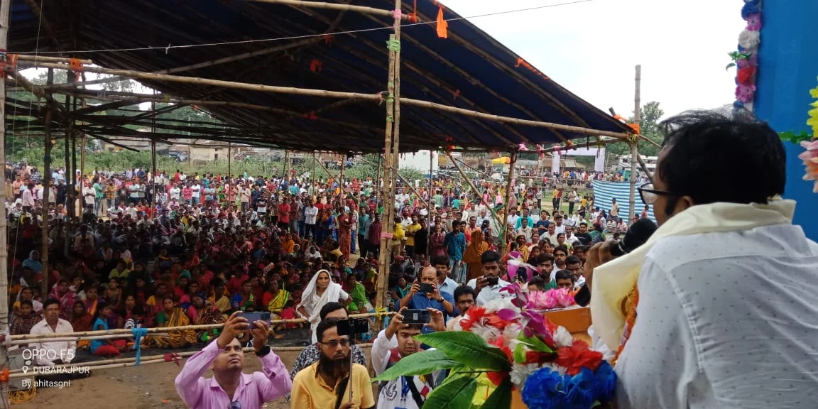 দেউচা পাঁচামি এলাকায় গণসংবর্ধনা পেলেন নবনির্বাচিত সাংসদ সামিরুল ইসলাম