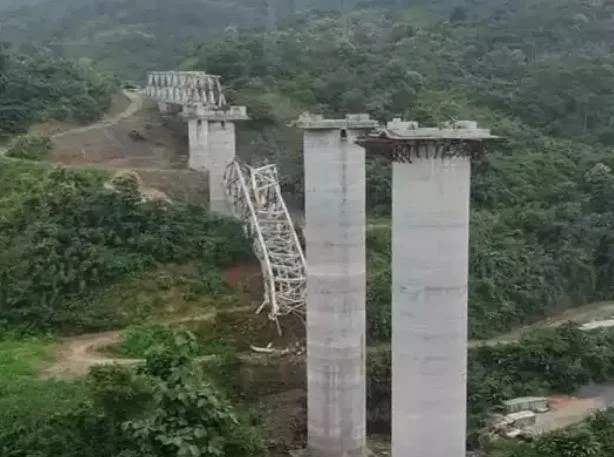 BREAKING: মিজোরামে নির্মীয়মাণ রেলসেতু দুর্ঘটনায় মৃতদের মধ্যে ২৩ জনই মালদহের......... রইল নামের তালিকা