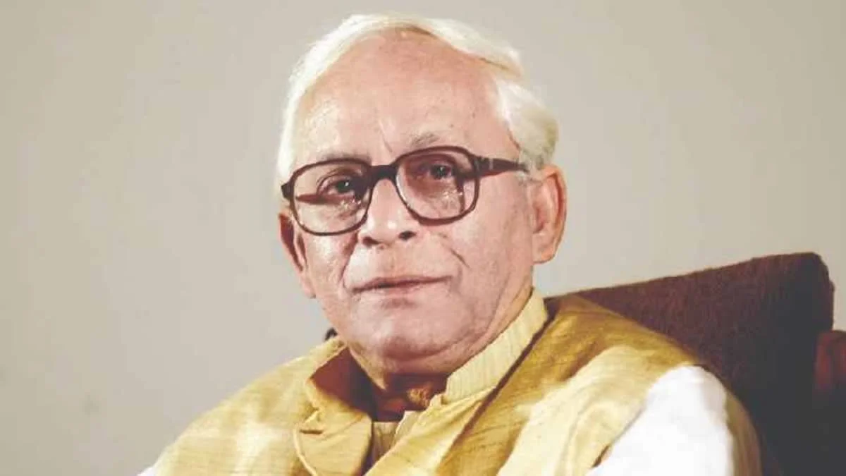 রাইলস টিউব দিয়েই খাবার বুদ্ধদেবকে, আম খেতে ইচ্ছা প্রকাশ প্রাক্তন মুখ্যমন্ত্রীর