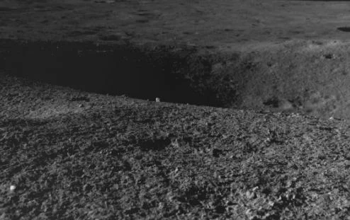 প্রজ্ঞানের সামনে বড় গর্ত, নির্দেশ মতো নতুন পথ অনুসরণ