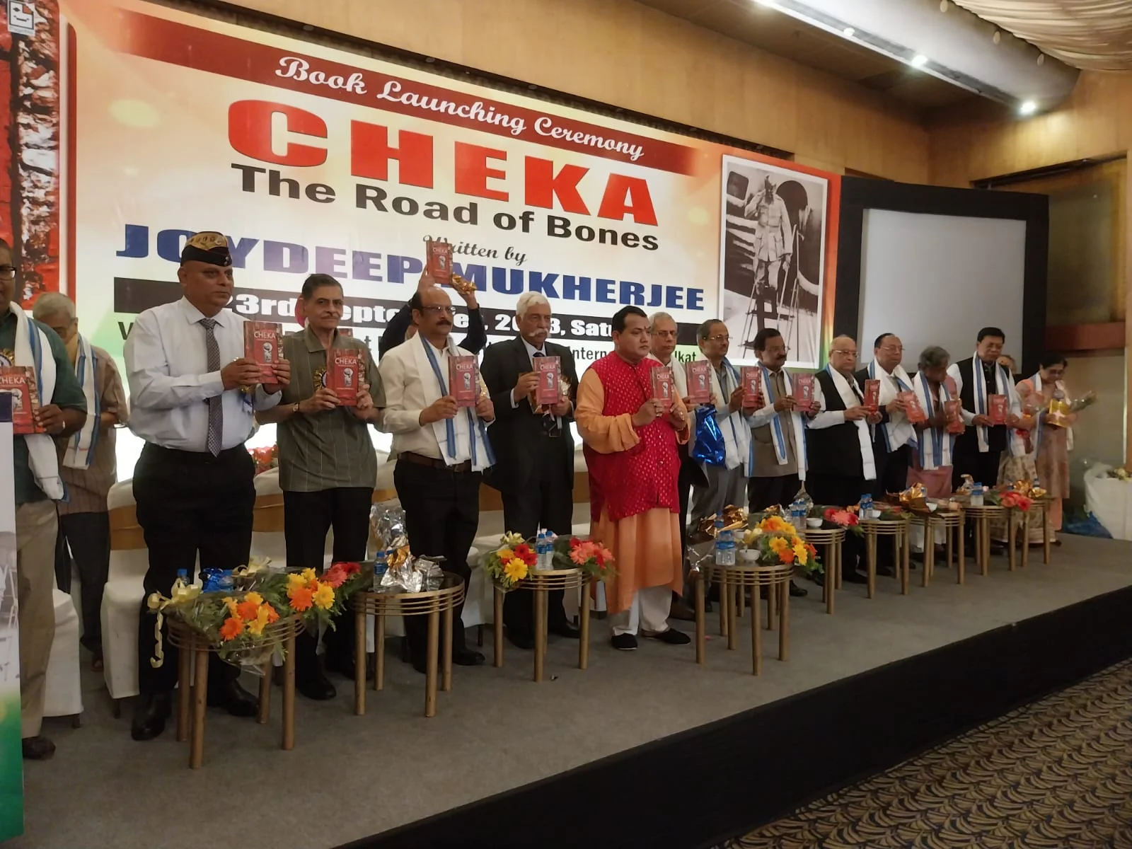 নেতাজির রহস্য জানাতে 'চেকা দ্য রোড অফ বোনস' প্রকাশ