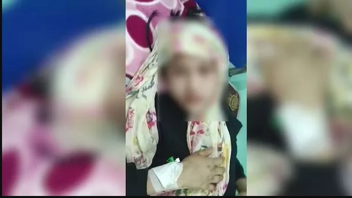 নাবালিকা পরিচারিকার শরীরে  শিকের ছ্যাঁকা, নগ্ন করে মারধর, গ্রেফতার সেনা কর্মী ও স্ত্রী     