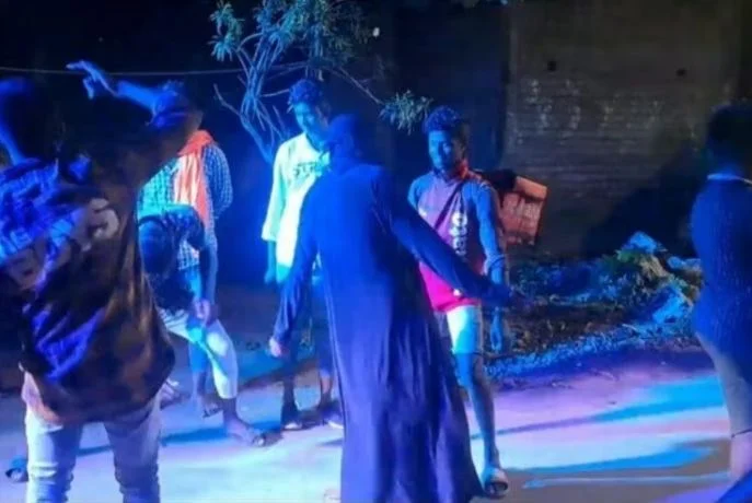 গণেশ চতুর্থীতে বোরকা পরে নাচ, গ্রেফতার ১ যুবক   