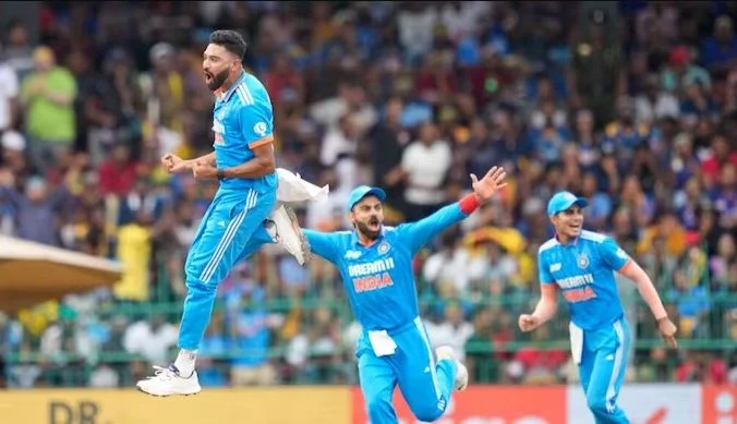 সিরাজের দাপুটে বোলিংয়ে এশিয়া কাপ জয় ভারতের