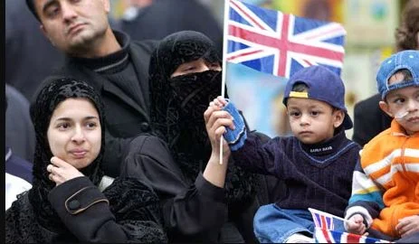 ব্রিটেনে ইসলামকে জানার সুযোগ বহু ধর্মের মানুষের