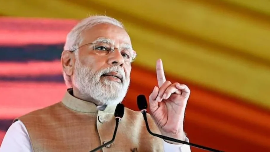 সন্দেশখালি ইস্যুকে হাতিয়ার করে বাংলায় মহিলাদের মন পেতে বারাসত থেকে নারীশক্তির বন্দনায় মোদি