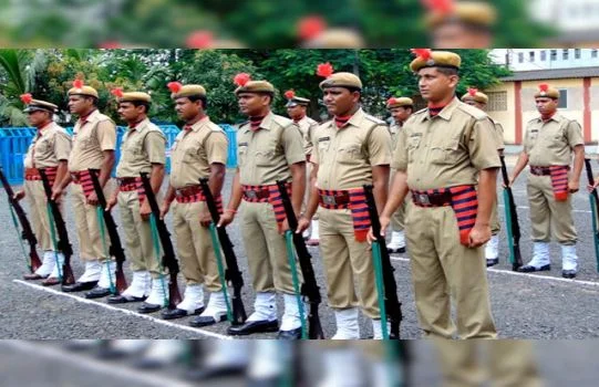 বাড়তে পারে পুলিশ কনস্টেবল পদে নিয়োগের বয়স, ২৭ থেকে ৩০-এর ভাবনা