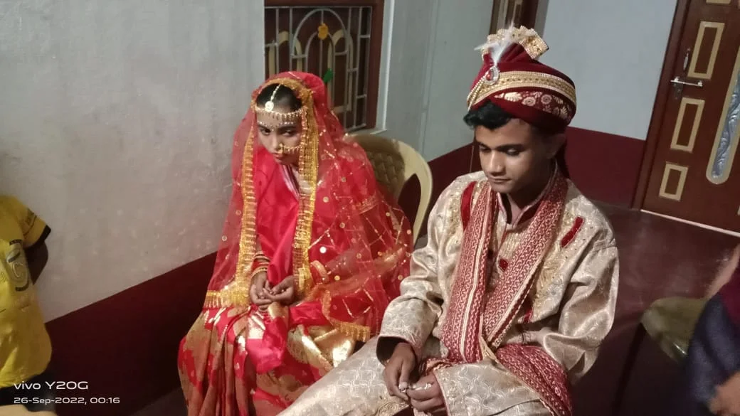 বধূর ঝুলন্ত দেহ উদ্ধার, স্বামী শ্বশুর-শাশুড়িকে আটক করে জিজ্ঞাসাবাদ, পণের দাবিতে হত্যা দাবি পরিবারের