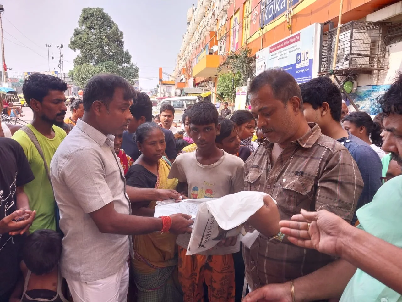 ফিলিস্তিনের মজলুম মানুষের স্বার্থে সকলকে সোচ্চার হতে হবে: কামরুজ্জামান