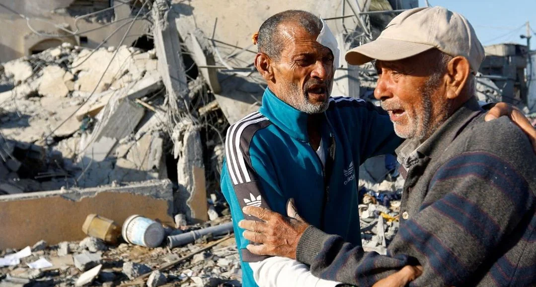 বিশ্ব থেকে বিচ্ছিন্ন গাজা, গণহত্যার খবর ধামাচাপার চেষ্টা ইসরাইলের!