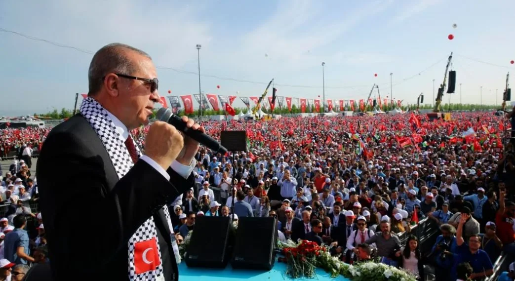 ফিলিস্তিনে হত্যাযজ্ঞের প্রতিবাদে ইস্তান্বুলে বিশ্বের সবচেয়ে বড় মিছিল,  নেতৃত্বে তুরস্কের  রাষ্ট্রনায়ক  এরদোগান