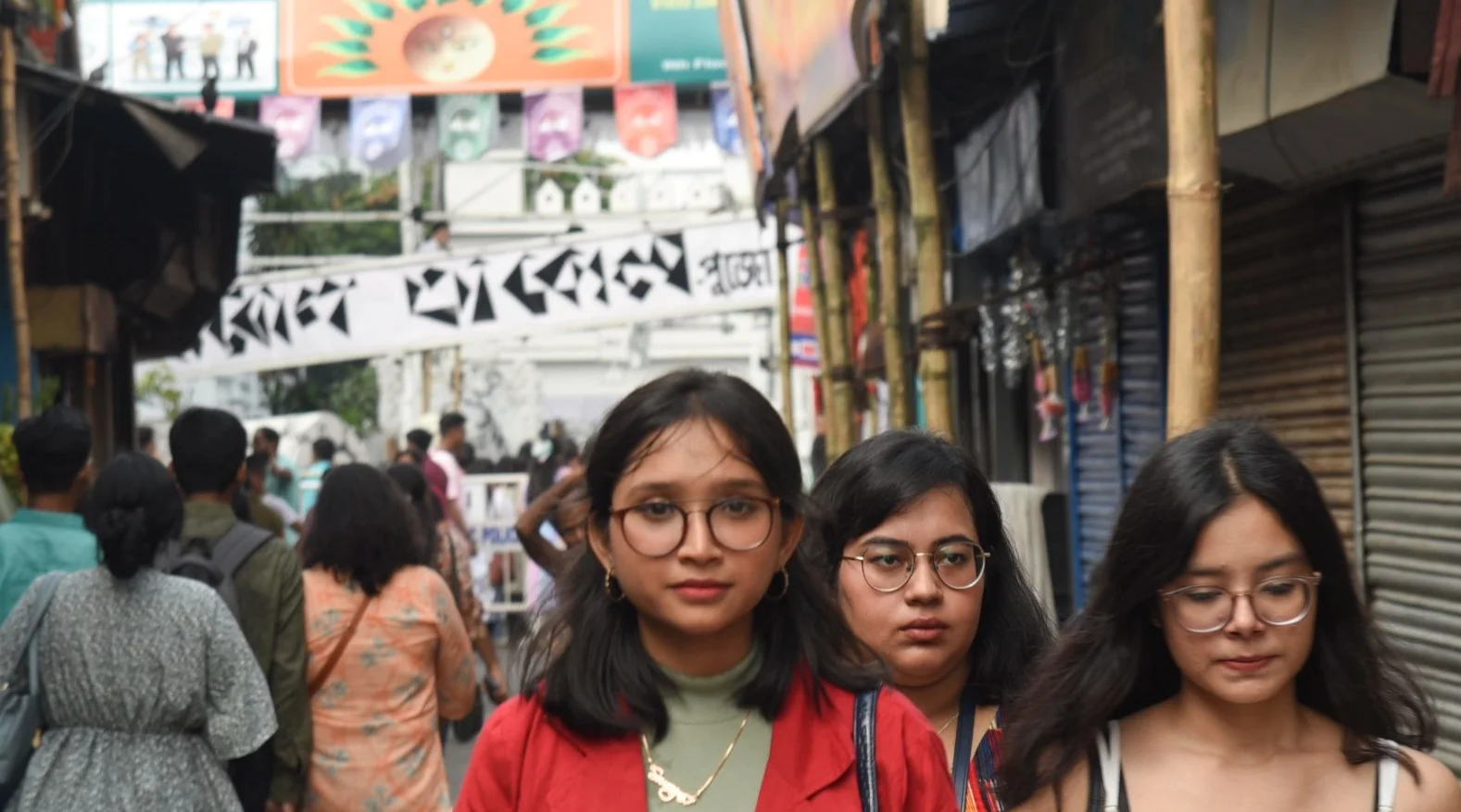 হাতিবাগানের নবীন পল্লীর এবছরের দুর্গাপুজোর থিম সুকুমার রায়ের 'আবোল তাবোল'