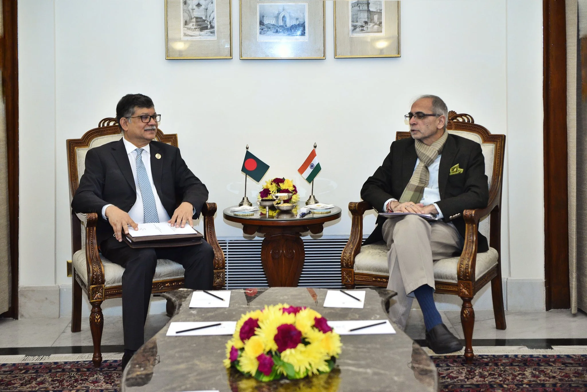 সাংবিধানিক নিয়মের সুষ্ঠু নির্বাচন, দ্বিপাক্ষিক বৈঠকে দাবি মোমেনের