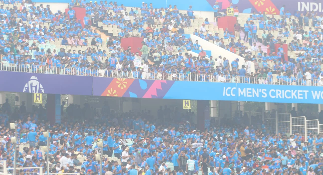 টসে জিতে ব্যাট ভারতের, গোটা ইডেন বিরাটময়