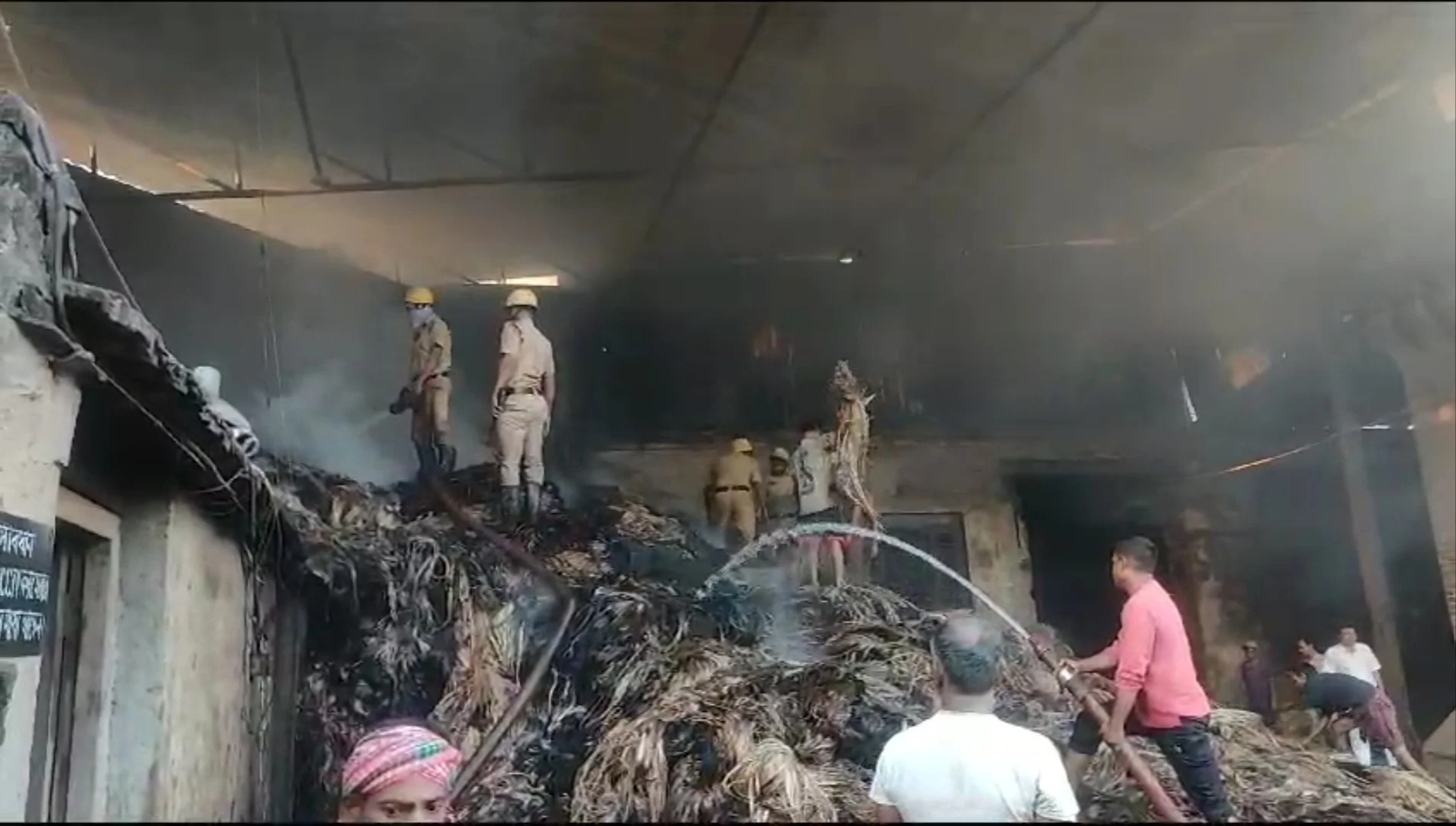 ছট পুজোর ভোরে বিধ্বংসী আগুন হাওড়ায়