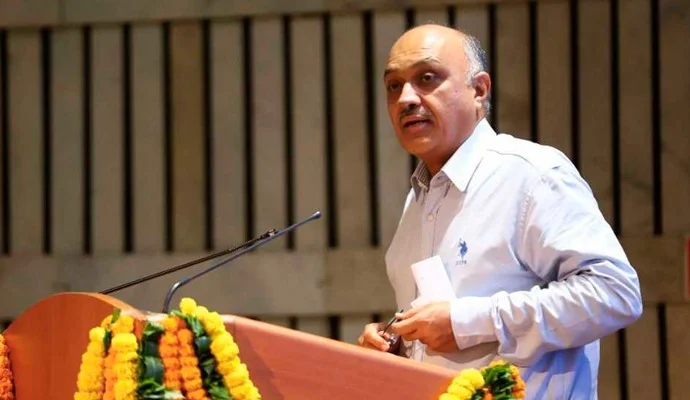 দিল্লির মুখ্য সচিব ক্ষমতার অপব্যবহার করেছেন, নয়া অভিযোগ আপের