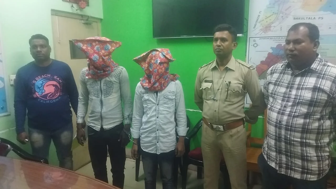 জয়নগর: ডাকাতির আগেই অস্ত্র সহ ধৃত ২, উদ্ধার  দেশি বন্দুক সহ কার্তুজ