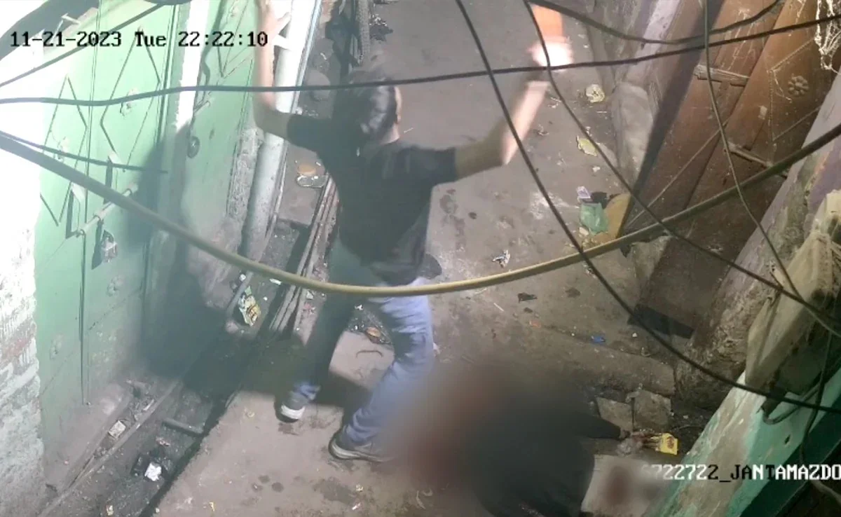 ৩৫০ টাকার বিরিয়ানির জন্য গলা কেটে হত্যার পর লাশের উপর নৃত্য