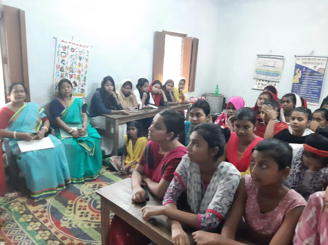 পিছিয়ে পড়া সীমান্তবর্তী কিশোরীদের শিক্ষার মূল স্রোতে ফেরাতে বিশেষ উদ্যোগ   