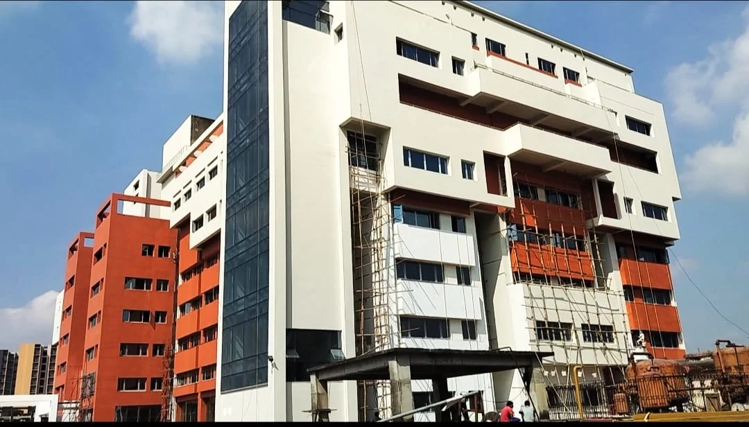 জোকায় ভারত সেবাশ্রম সঙ্ঘের ৪৫০ বেডের আধুনিক হাসপাতাল